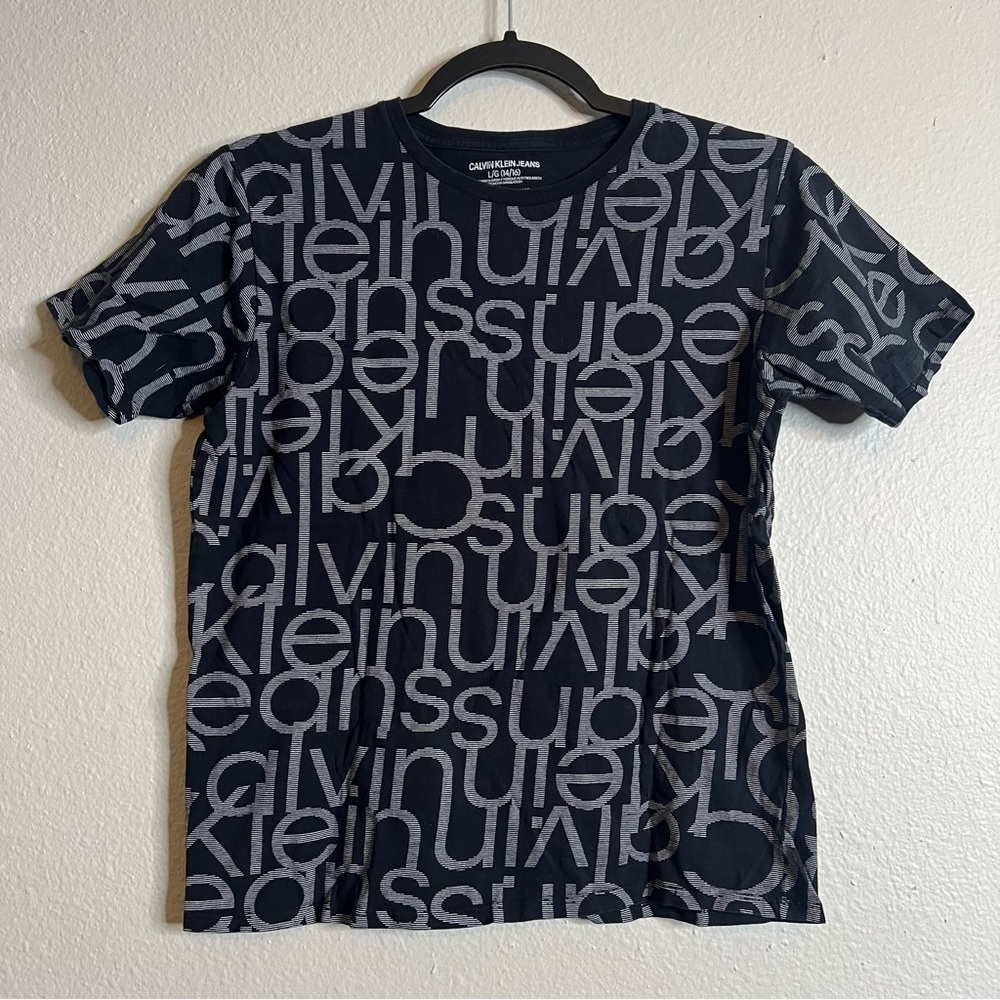Calvin Klein T-shirt